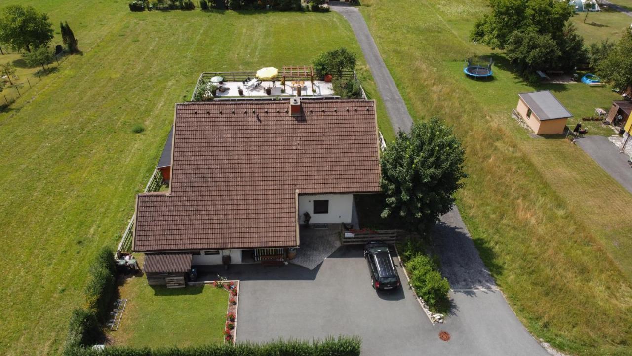 Apartamento Tom's Hütte Presseggersee Exterior foto